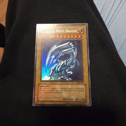 Blue Eyes White Dragon 