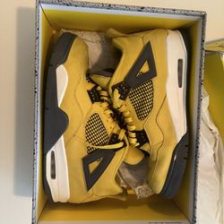 Jordan 4 Retro Lightning (2021)