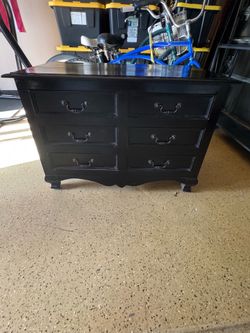 Dresser