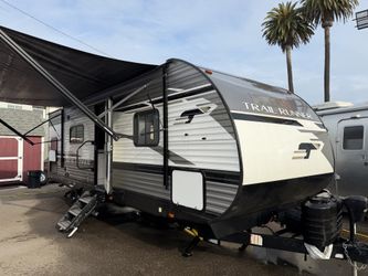 2023 Heartland Trailrunner 261jm bunks and slide out