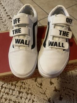 Women Vans Size 7
