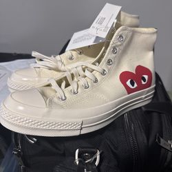 Comme des Garçons PLAY x Converse Chuck Taylor Hi Cream Red Heart Mens 9 NEW