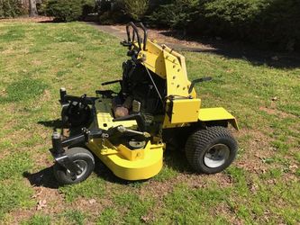 Great Dane Super Surfer 48 Zero Turn Commercial Lawn Mower