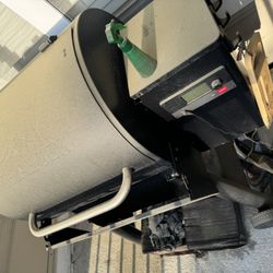 Traeger Pro 575 With Cover