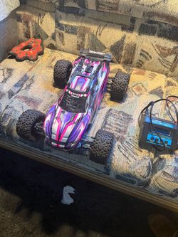 4x4 Traxxas rustler vxl brushless