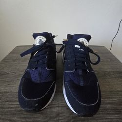 Nike Huarache Size 12 Used