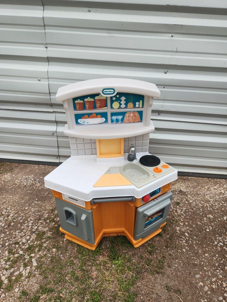 Little Tikes Girls Kitchen