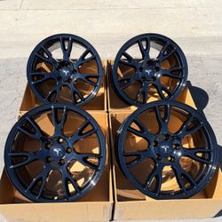 19" Tesla Model S Tempest original factory wheels in new  Gloss Black