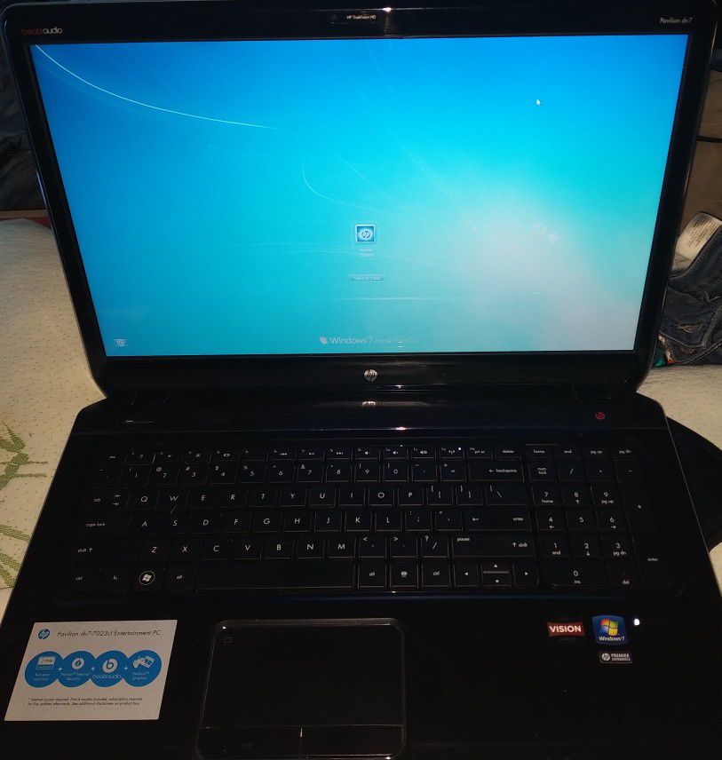 HP Pavilion Dv7-7023cl AMD  Entertainment Gaming Laptop With Beats Audio