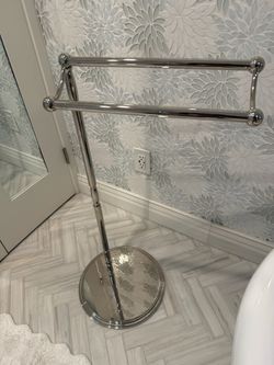 Kartners KFS-FL-SP-DTR Free Standing Double Towel Rail