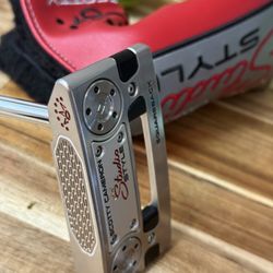 2025 Scotty Cameron Studio Style Square back 