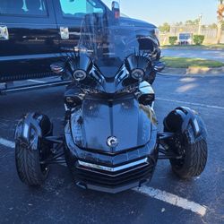 Can Am Spyder (Customized)