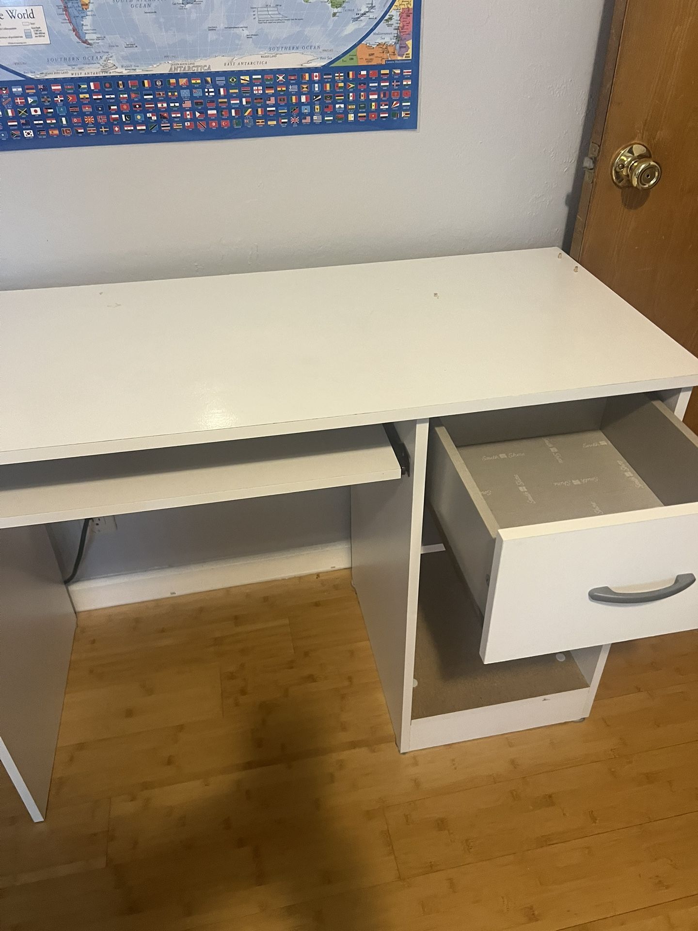 White Desk With Drawer
