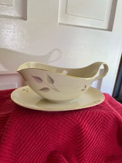 Heinrich Anmut Gravy Boat with Underplate