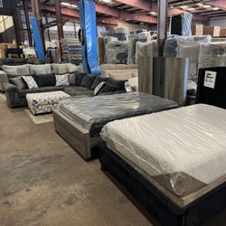  Liquidation Warehouse. 🚚WE DELIVER🚚