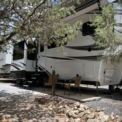 2022 Grand design Solitude 390RK