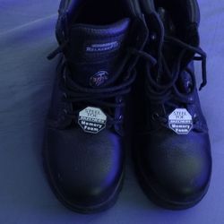 Sketchers Work Shoes Steel Toe #7 U.S