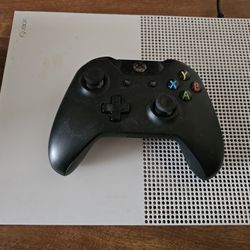Xbox One S with 17 Games