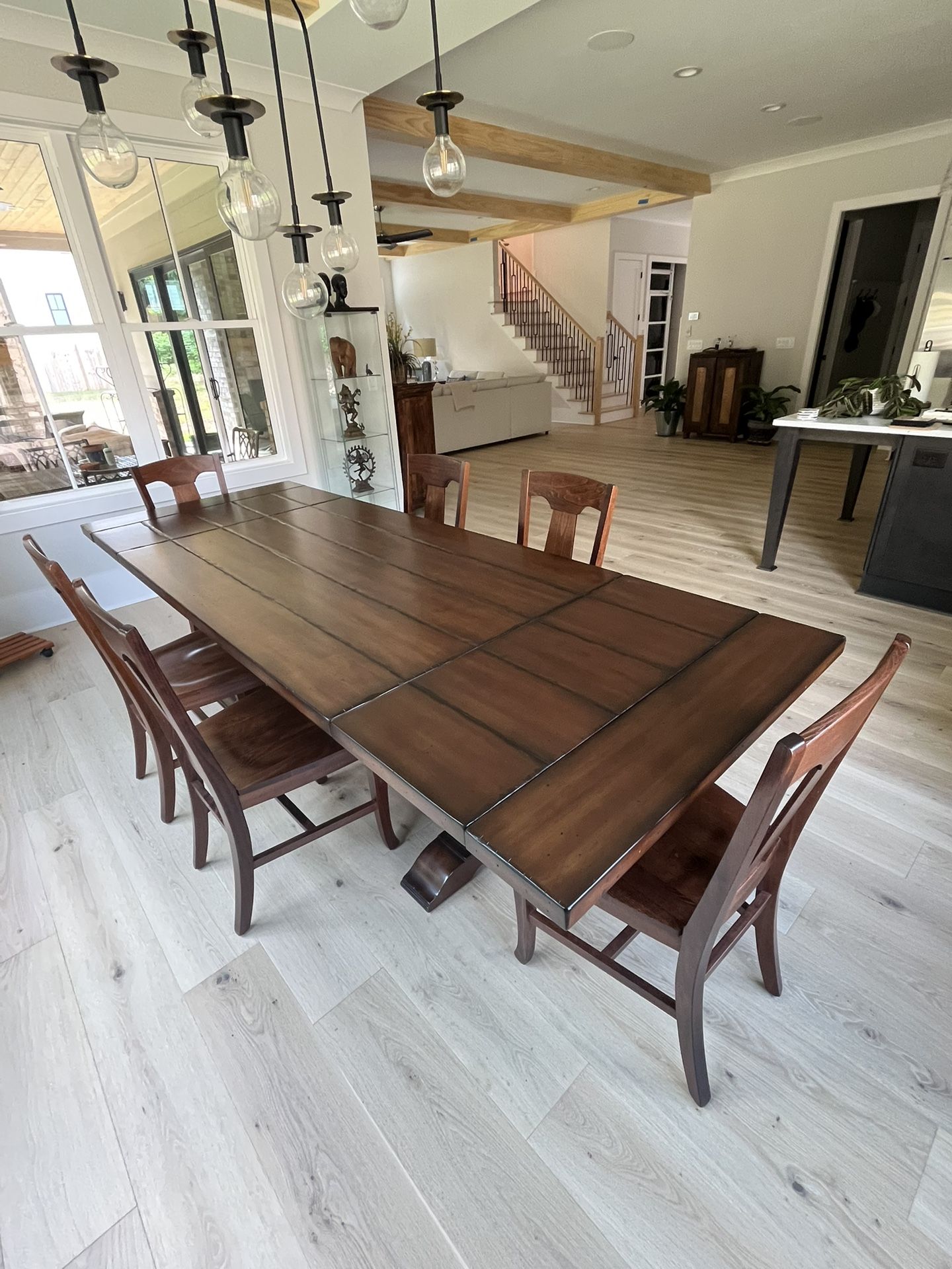 Pottery Barn Mahogany Dining Table & 6 Chairs