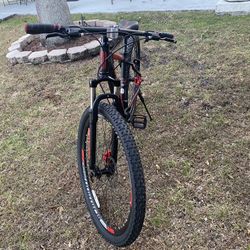 Schwinn Mountain Bike 