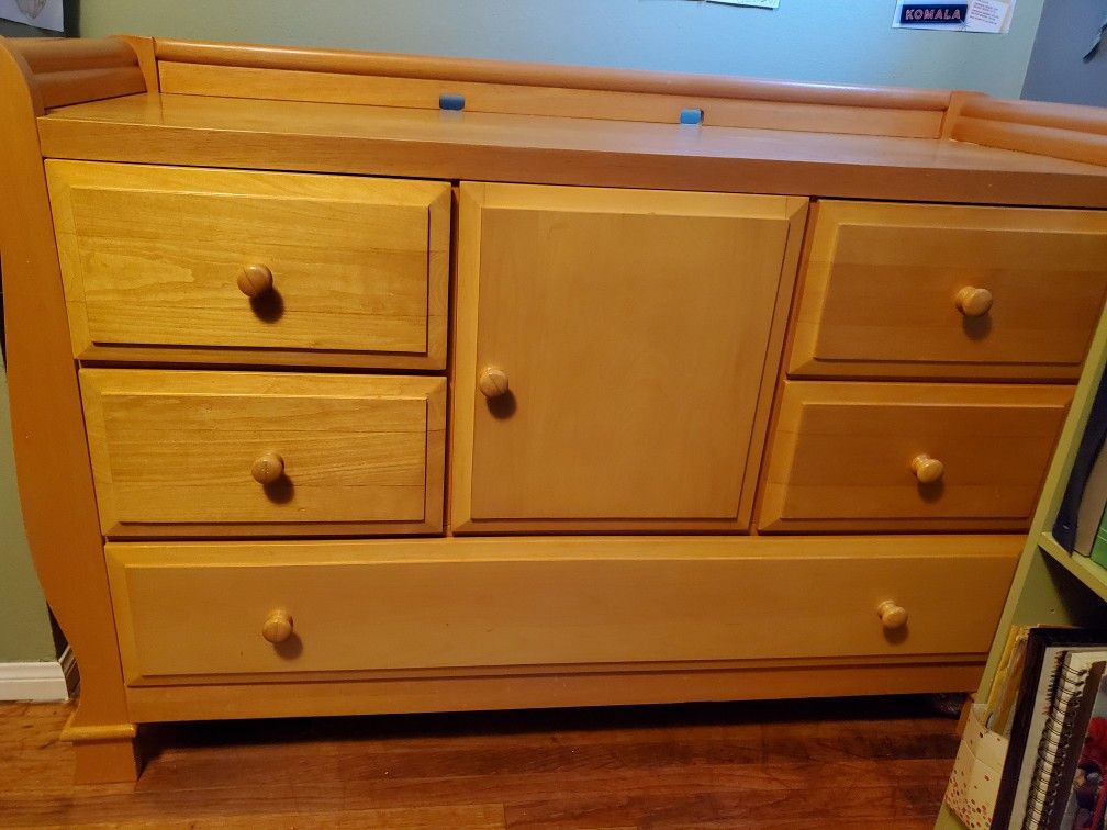 Changing Table/Dresser