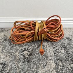 100ft Extension Cord 