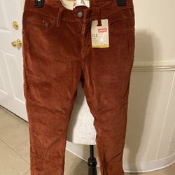 NWT Woman’s Levi 511 Slim Corduroy Size 14 Regular 