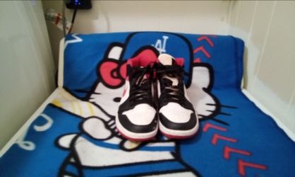 Jordan Air Jordan 1 Low Mens Sneakers Size 9.5