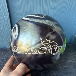 Brunswick Slingshot Bowling Ball 11lbs 15oz Black/Gold Pearl Swirl