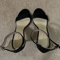 Black Shoes