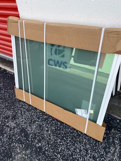 CWS 37x31 1/2 IMPACT PRIVACY GLASS PICTURE WINDOW
