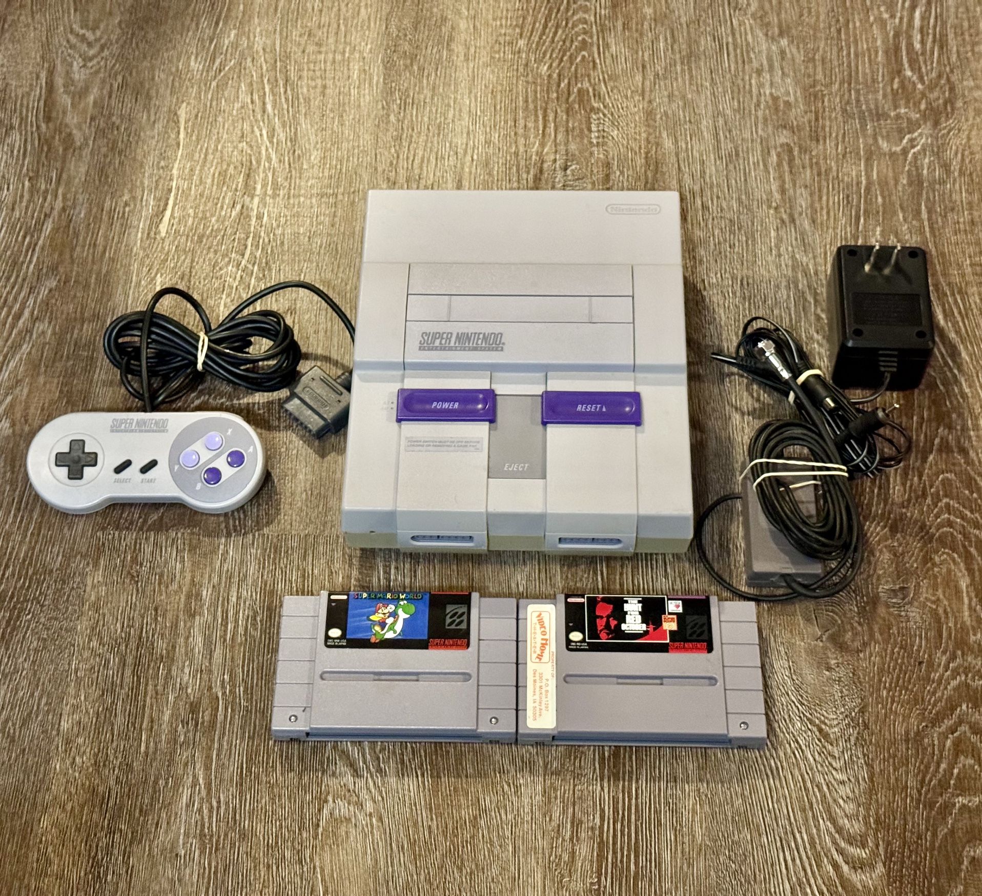 Super Nintendo + 2 Great Games