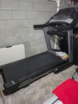 NordicTrack Commercial 1750 Treadmill