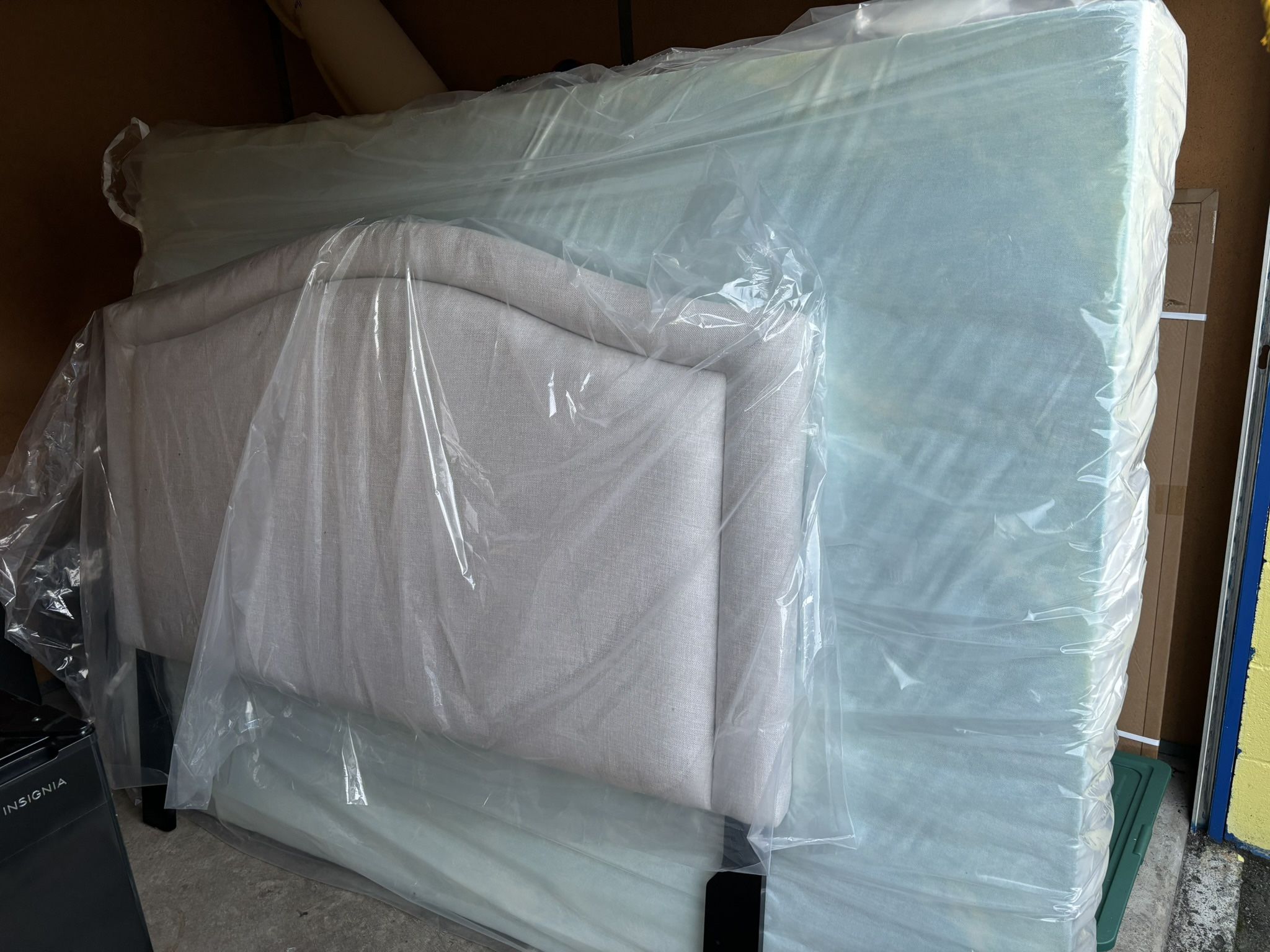 Sleep Number Queen Bed