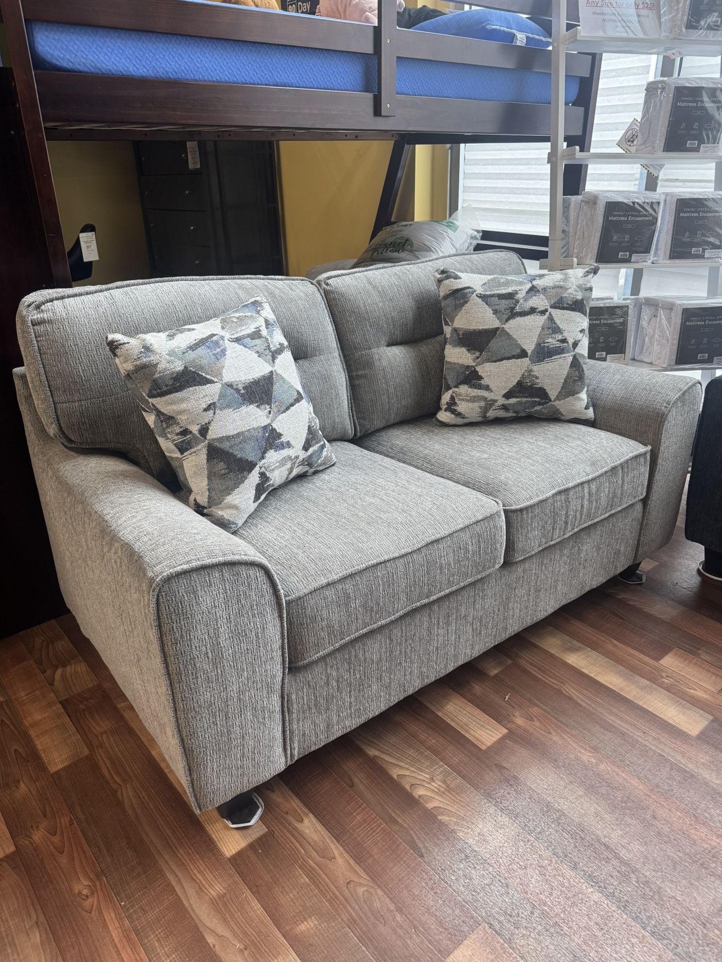 Bennet Gray Loveseat