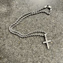 Men's Moissanite Diamond Cross Pendant in White Gold Vermeil