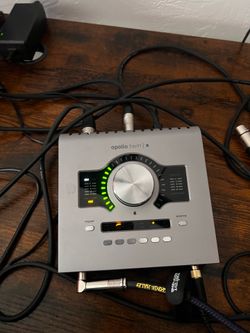Universal Audio Apollo twin interface