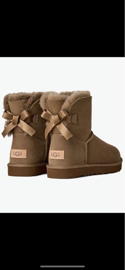 UGG Mini Bailey Bow Boots size 7 womens