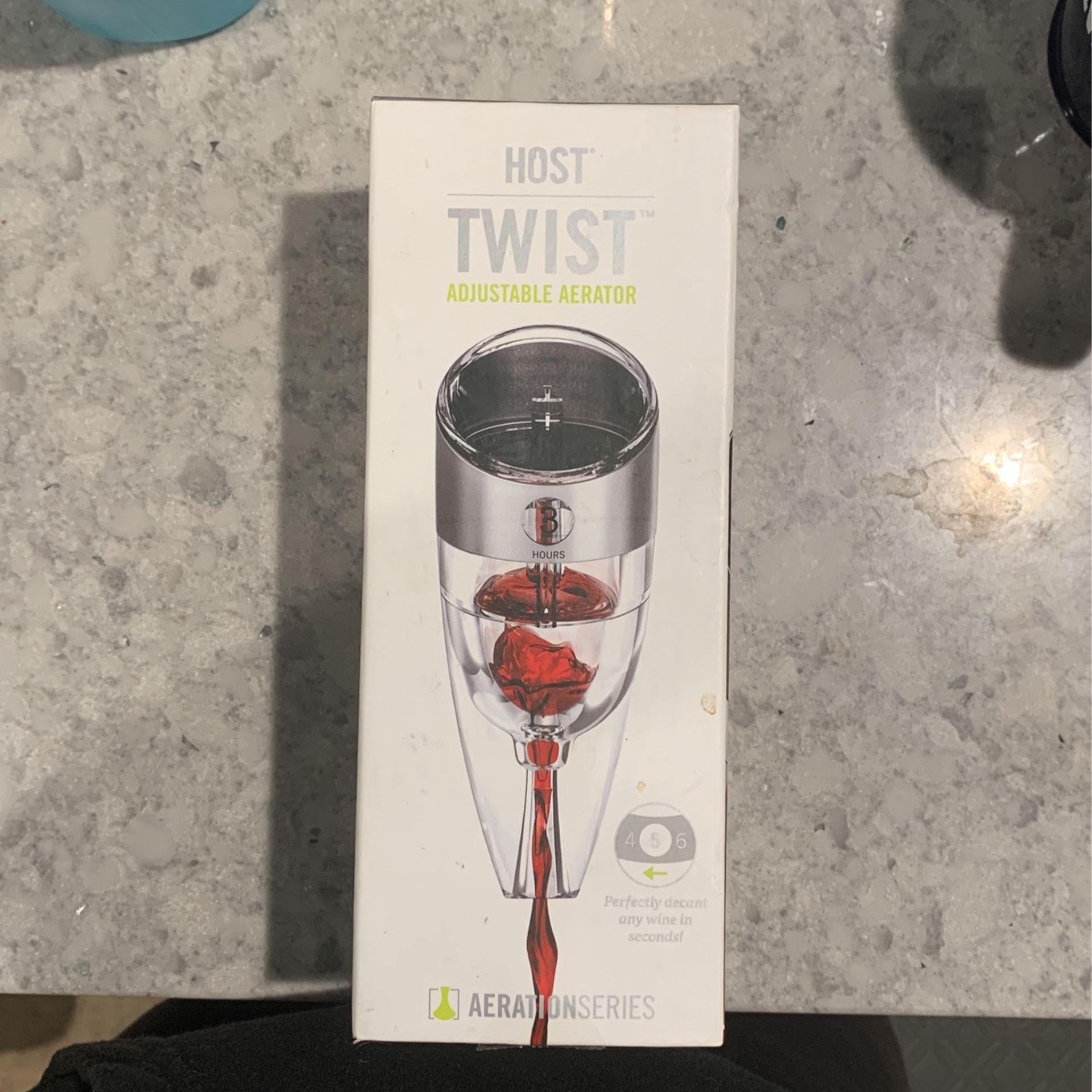 Host Twist Adjustable Aerator