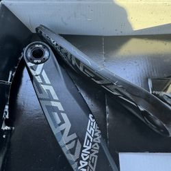 Descendant Eagle 170 DUB SuperBoost Crankset