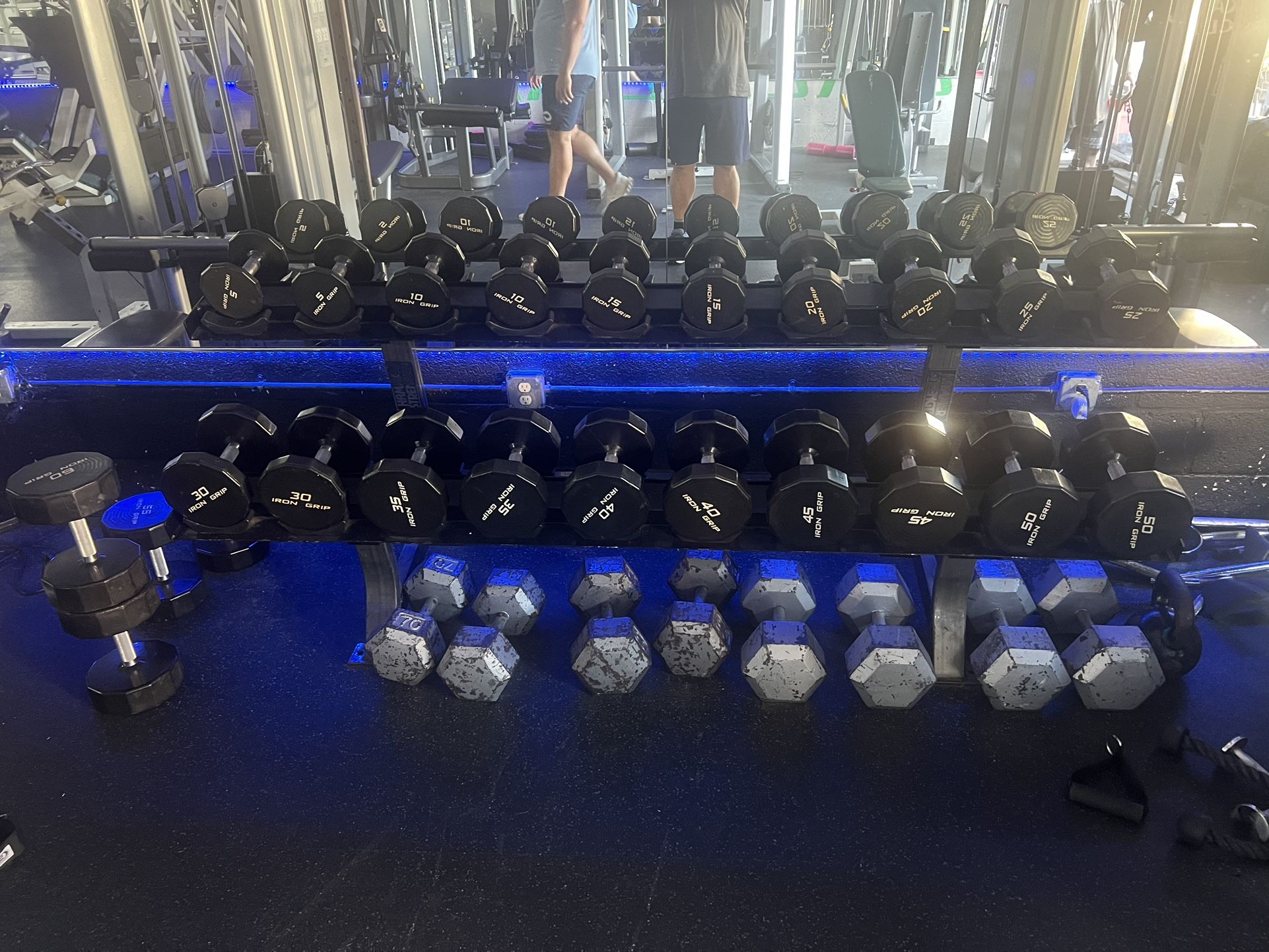 Dumbells & Barbells 
