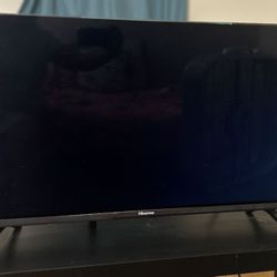 Hisense  32” TV