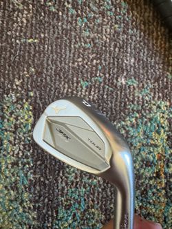 Jpx 923 tour p wedge