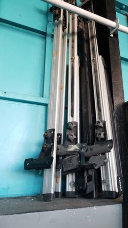 Universal sedan roof racks