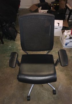Desk chair