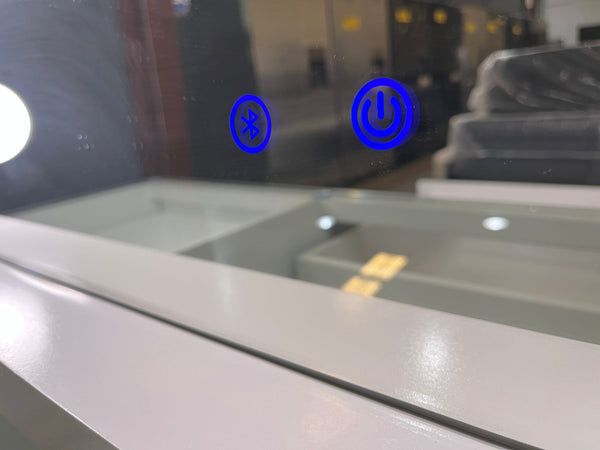 Hollywood Vanity W/Bluetooth Speakers and Charging Ports Brand New In Box In White ONLY $499