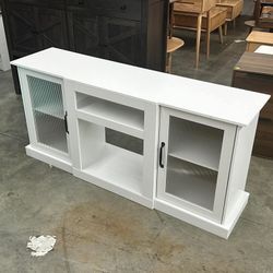 Farmhouse TV Stand for 65 inch TV, 58" Entertainment Center with Storage Cabinets, Open Shelves TV Console for Living Room and Bedroom, White（a crack 