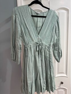 Short dress with long sleeves