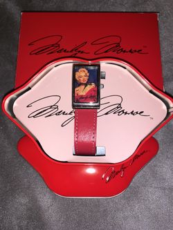 “Marilyn Monroe” Watch with Red Leather Strap & Case with Box (Only $25) Beautiful Gift 🎁 for the “Marilyn Monroe Fan” in your Life