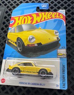 Hot Wheels Factory Fresh Porsche 911 Carrera RS 2.7 - 1:64 Diecast Car